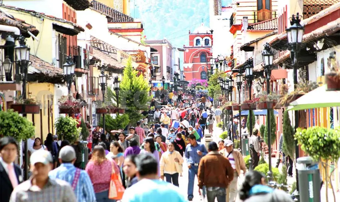 Siguen cancelaciones en servicios turísticos