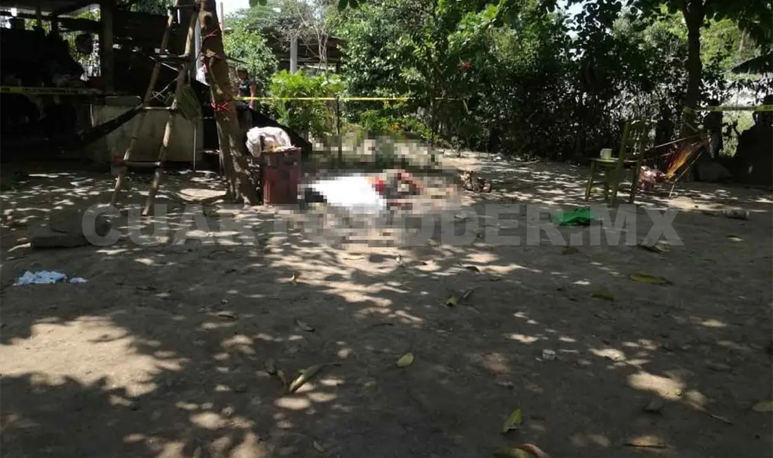Muere broncoaspirado en el patio de su casa