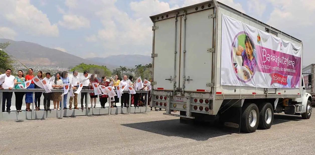 Apoyos alimentarios se seguirán entregando
