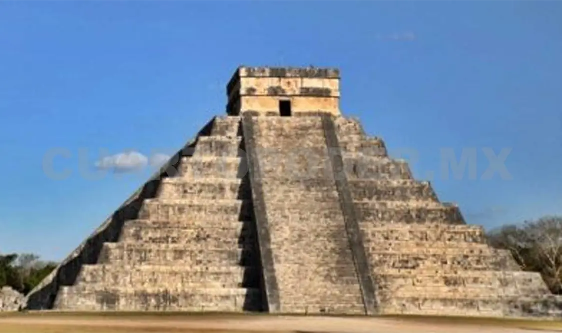 Por primera vez, el equinoccio de primavera en este zona maya ocurrió con una explanada vacía por la contingencia del coronavirus. Agencias
