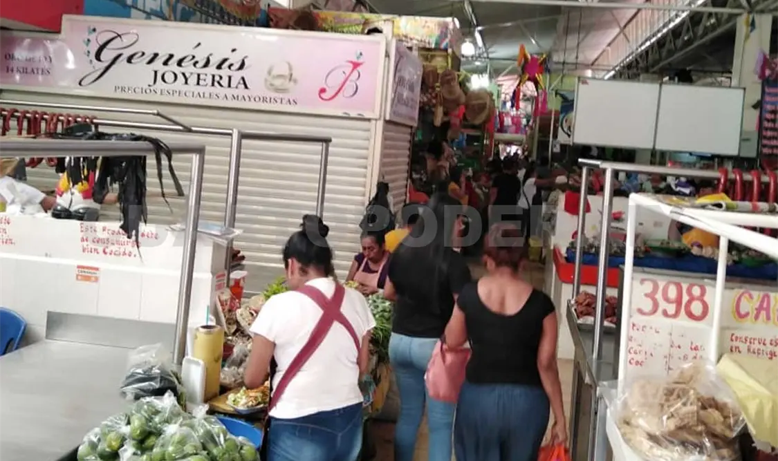 Las actividades en los mercados tradicionales de Tuxtla no se han paralizado pese a los dos casos de coronavirus que se tienen en la capital. CP
