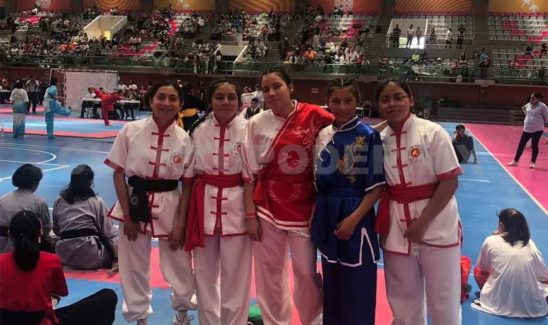 Mujeres pelearon por equidad de género