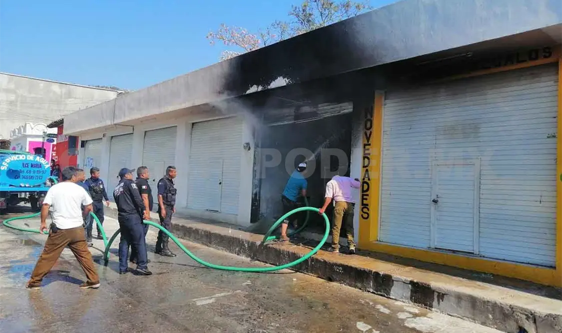 Explosión en negocio de papas calcina el inmueble