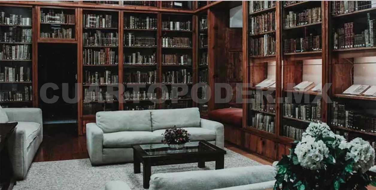 Entre archivos y bibliotecas digitales