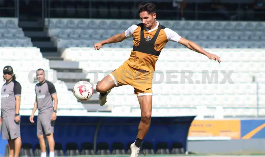 Néstor Monge se enfoca en trabajar en casa