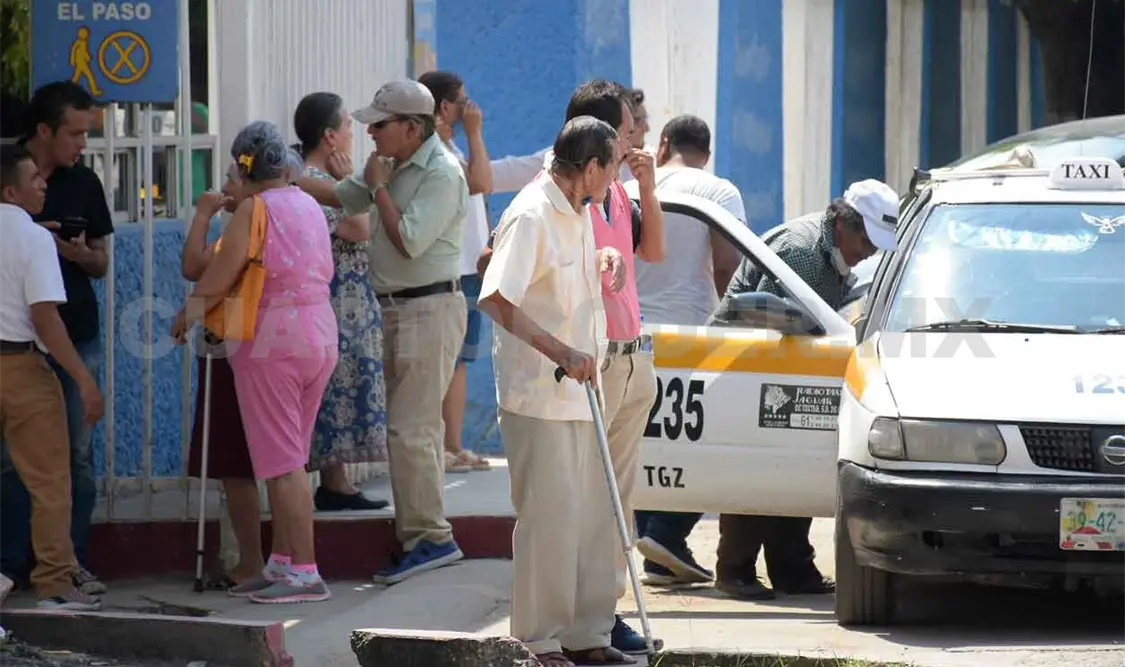 Temen adultos mayores perder apoyo del Smapa