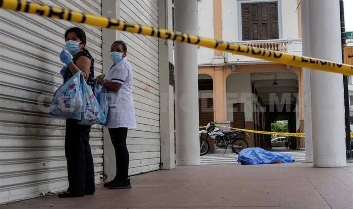 Pasan las horas y nadie retira cuerpos