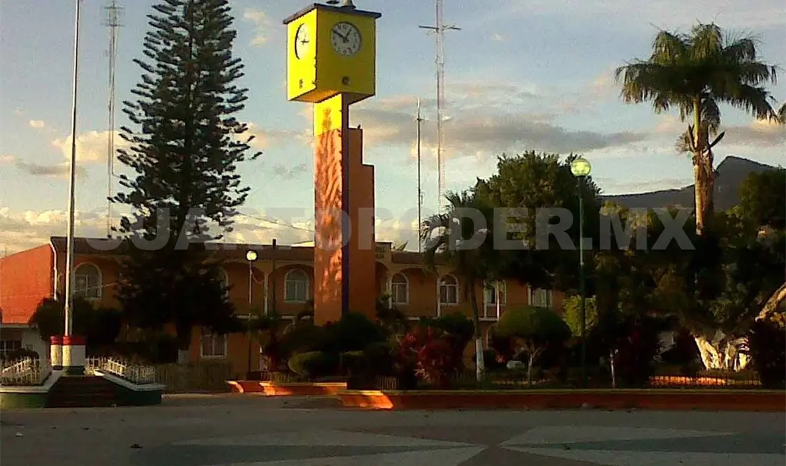 Municipios se rigen con la hora de Dios