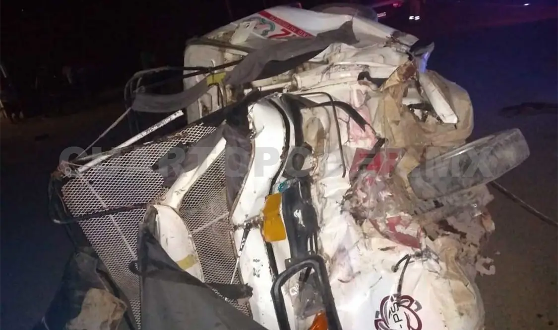 El accidente ocurrió la noche del viernes en el libramiento de Sur, en la población de Ocozocoautla. José Ortega / CP