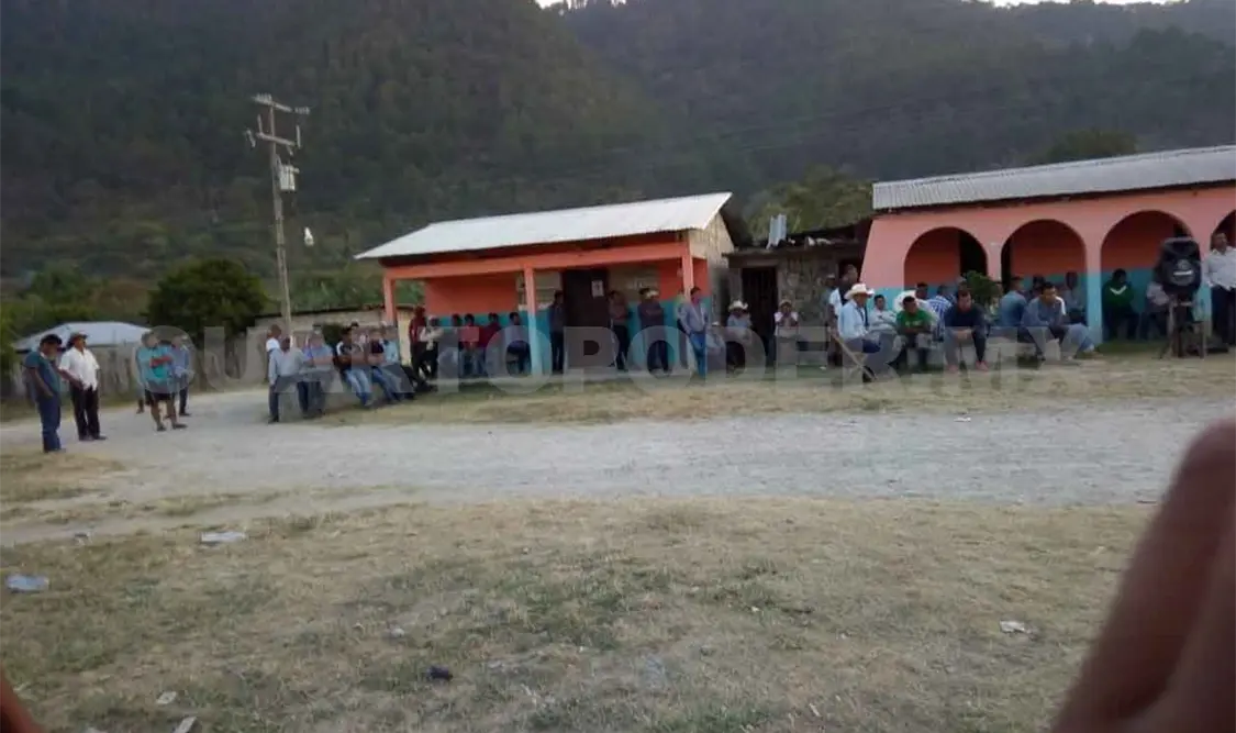 Zona norte y selva cierran sus accesos