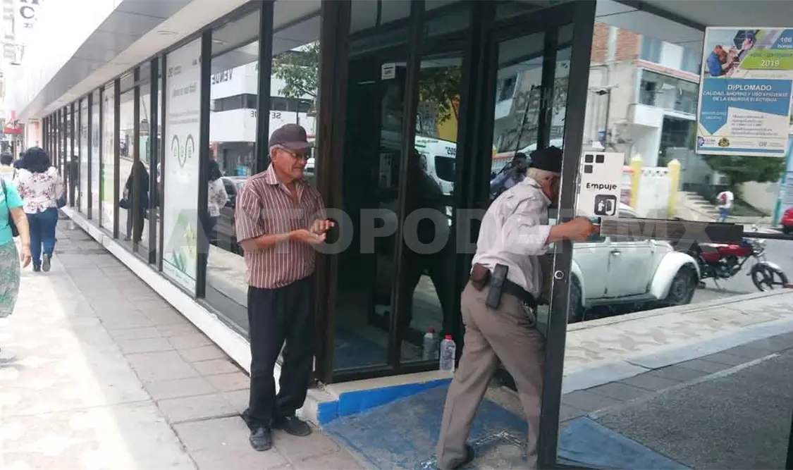 Llaman a condonar pagos de agua y luz