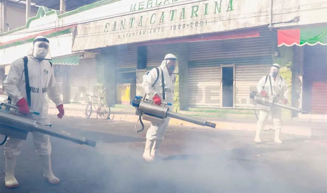 Gobierno de Villaflores sanitiza mercados públicos