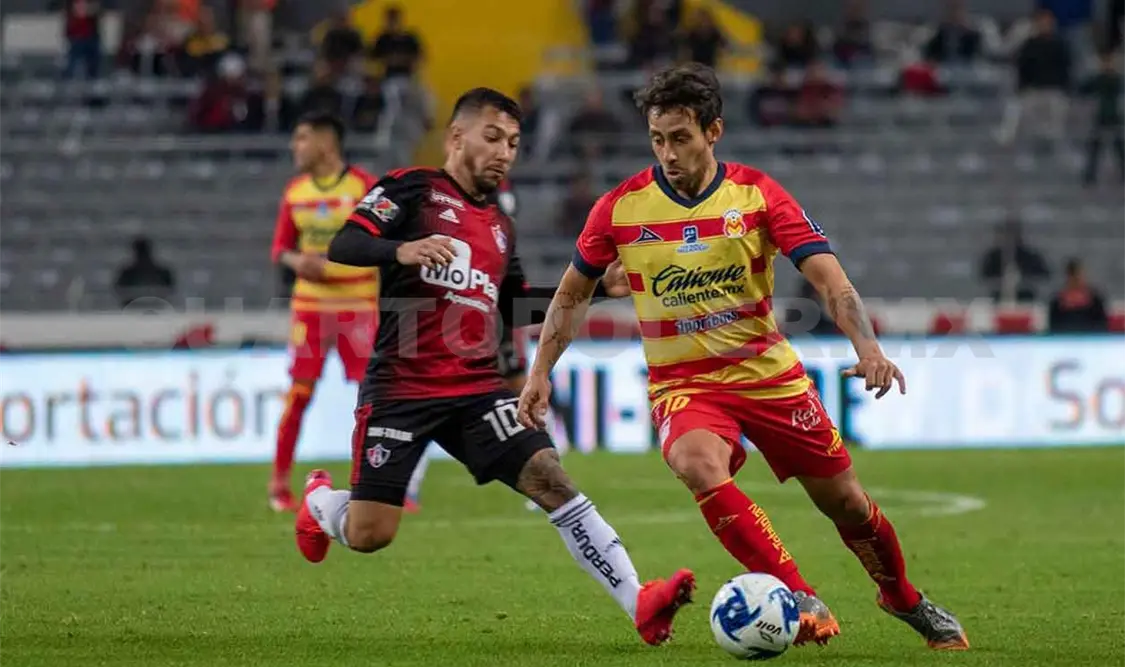 Valdivia alaba el Futbol mexicano