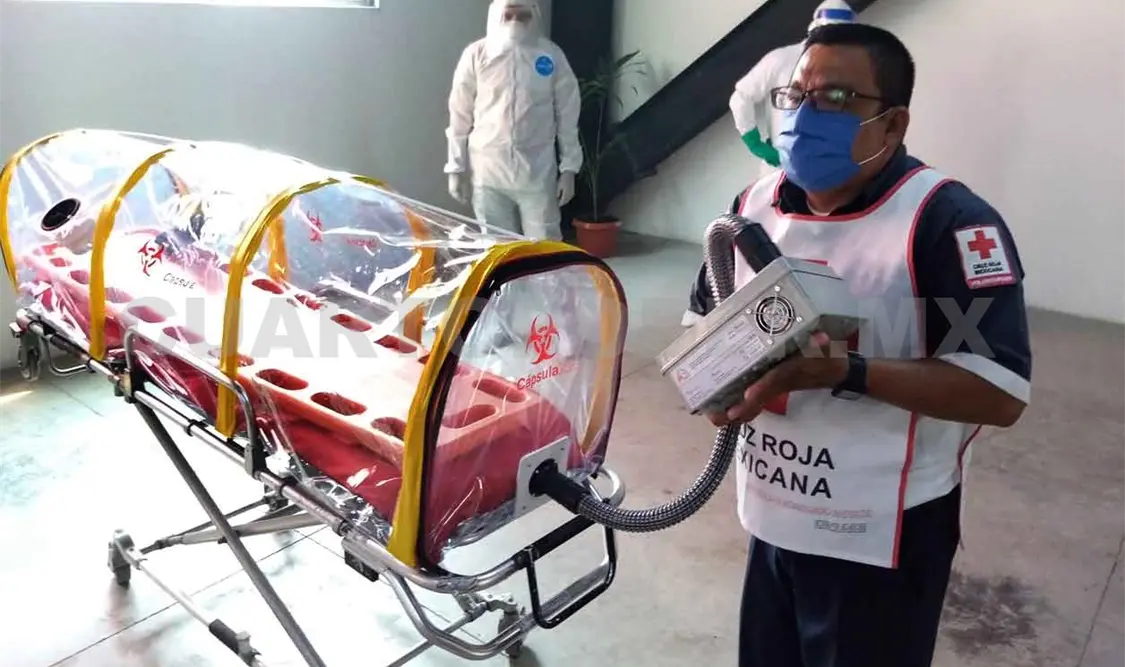 Paramédicos cuentan con equipo de bioseguridad