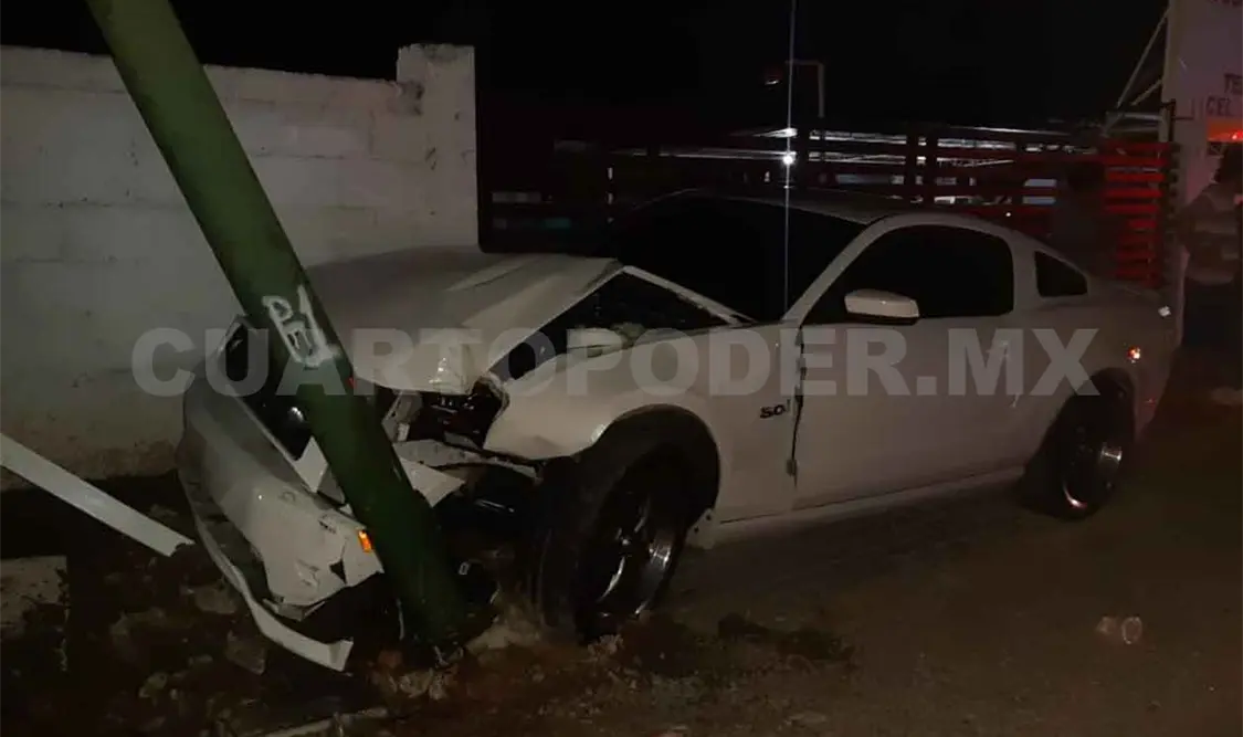 Agreden a reportero en cobertura de accidente