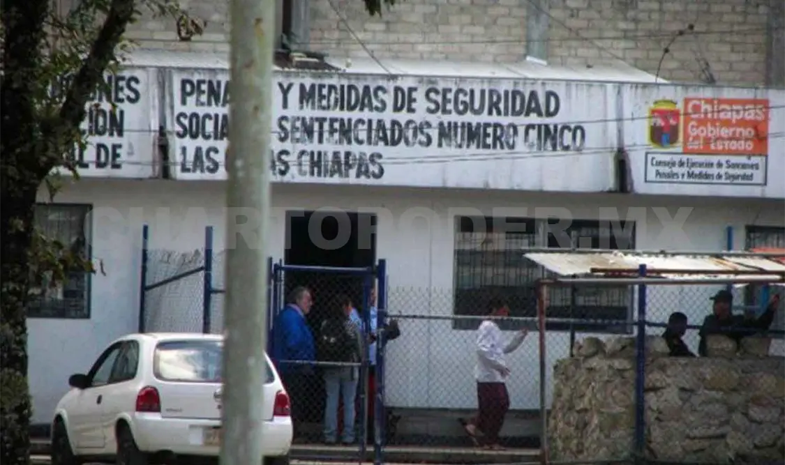 Indígenas tsotsiles temen no volver a ver a sus familiares
