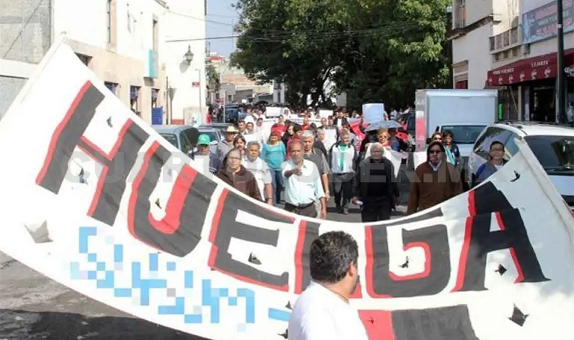 Negocian con sindicatos para evitar huelgas