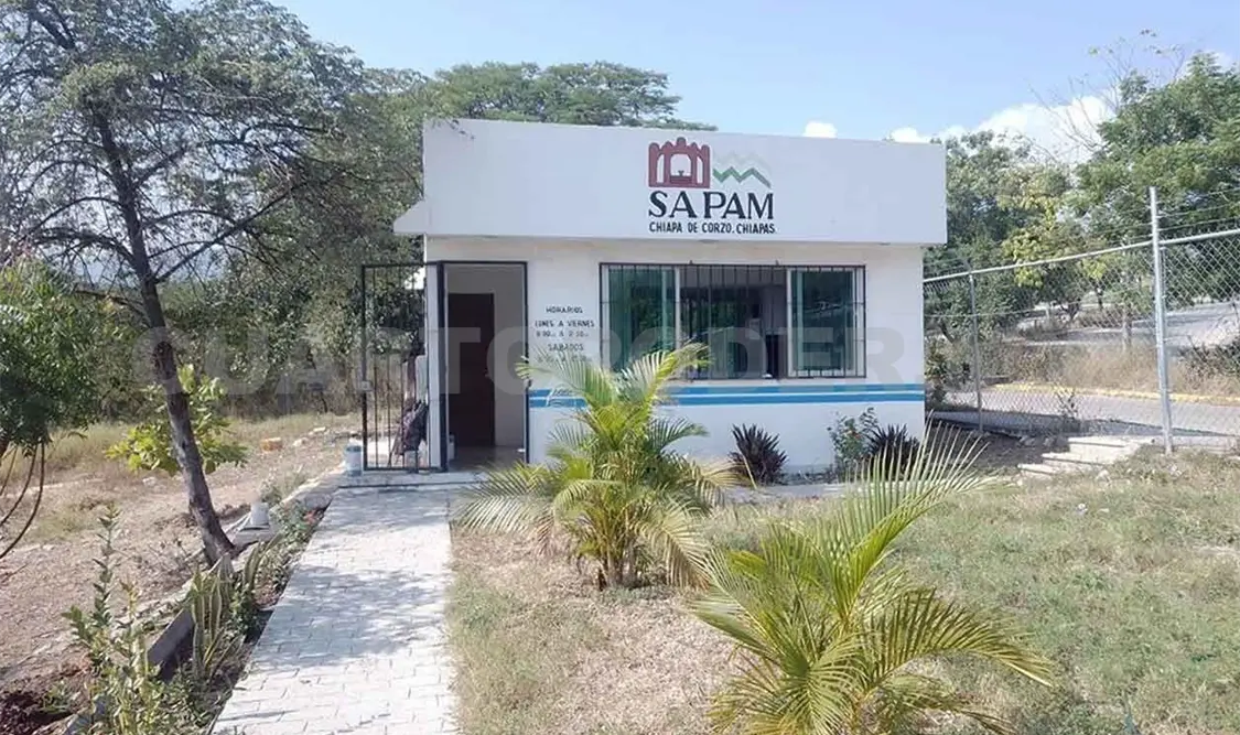 Jardines del Grijalva lleva 15 días sin agua