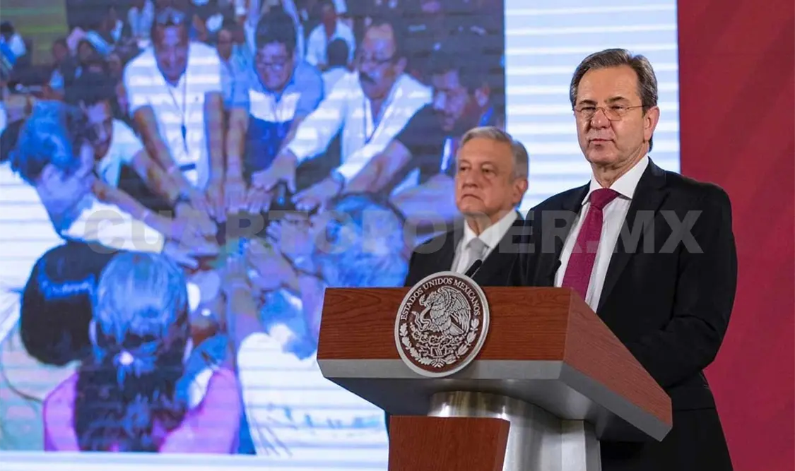 El secretario de la SEP reconoció a todos los maestros por haberse adaptado a las clases a distancia. El Universal