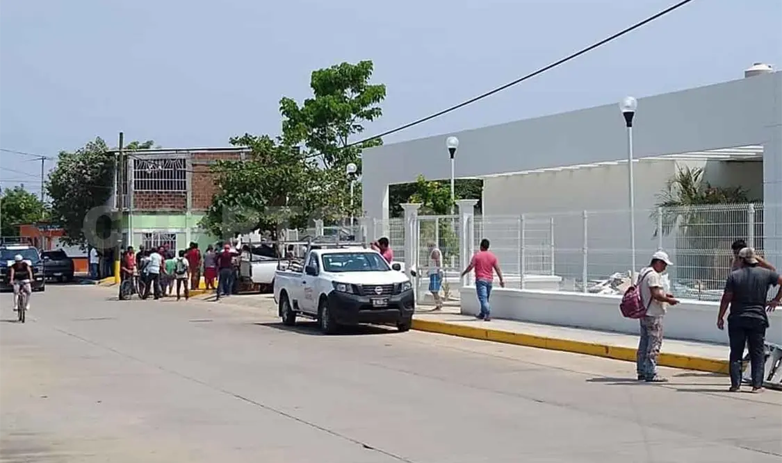 Paralizan obra del hospital Covid-19