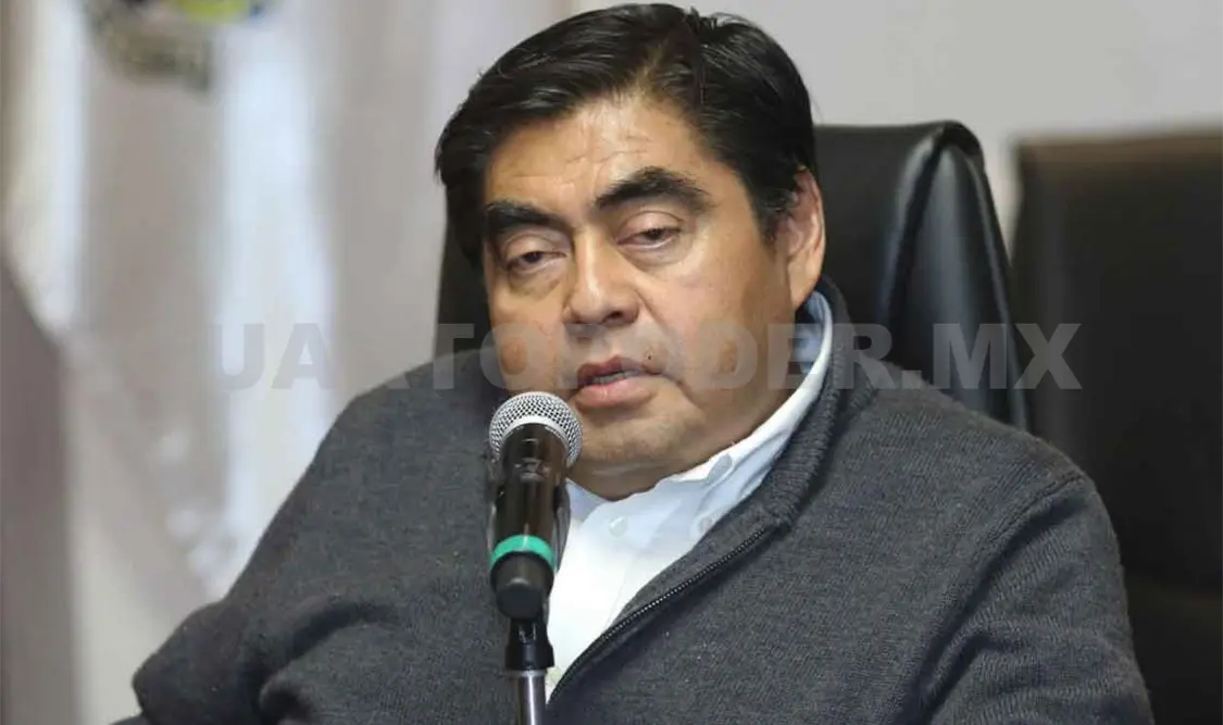 Barbosa se va contra reportera