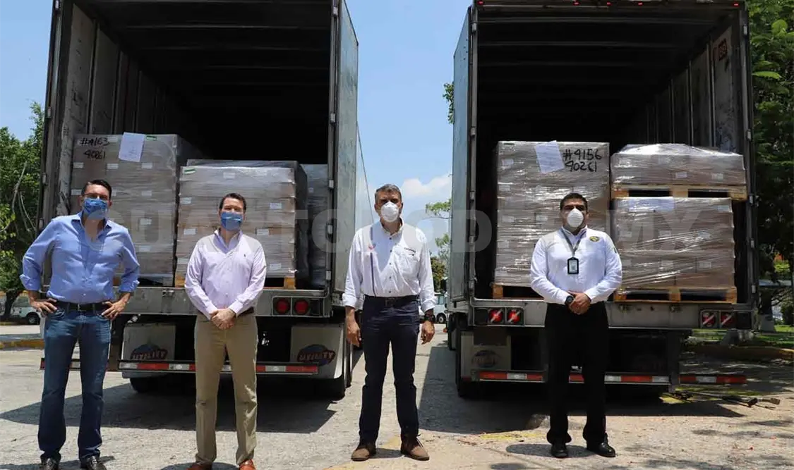 Reciben donativo de 47 toneladas de atún enlatado