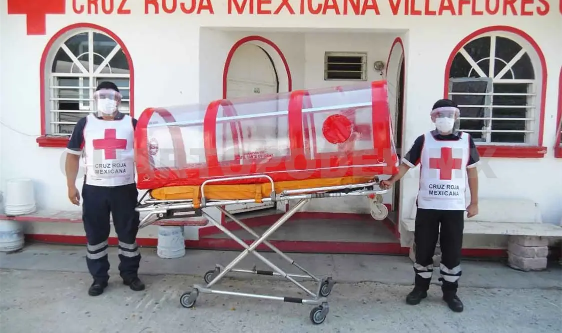 Donan a la Cruz Roja cápsula de aislamiento