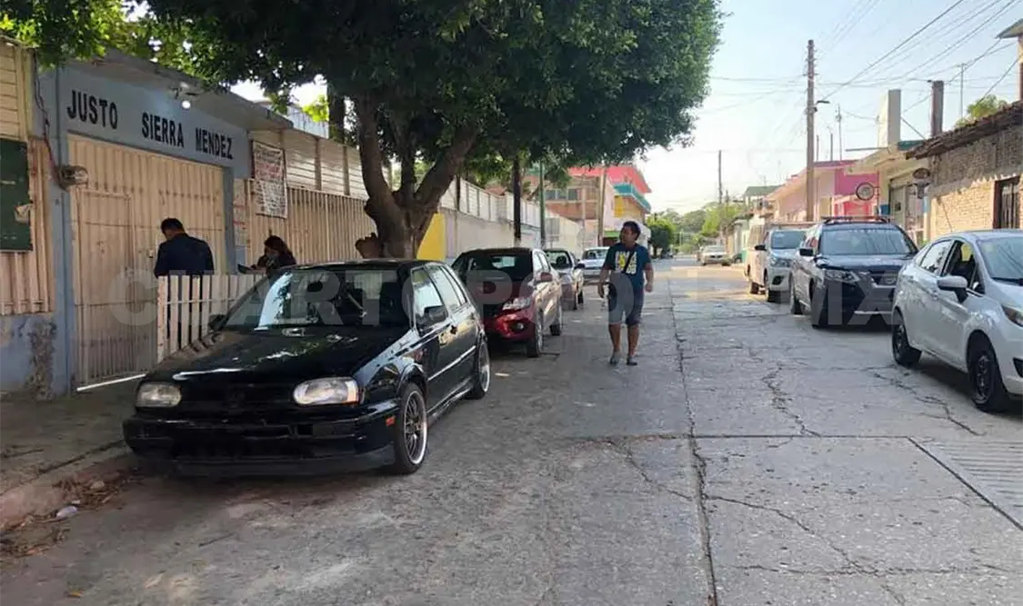 Desconocidos hurtan en jardín de niños