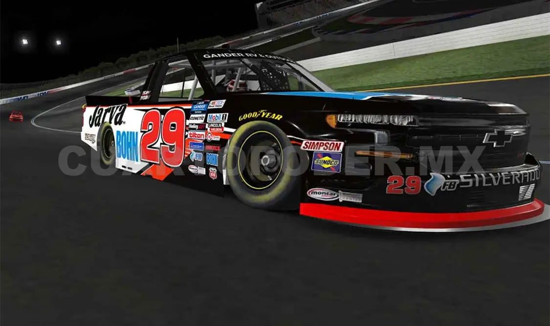 Reyes, noveno en quinta fecha de las Trucks