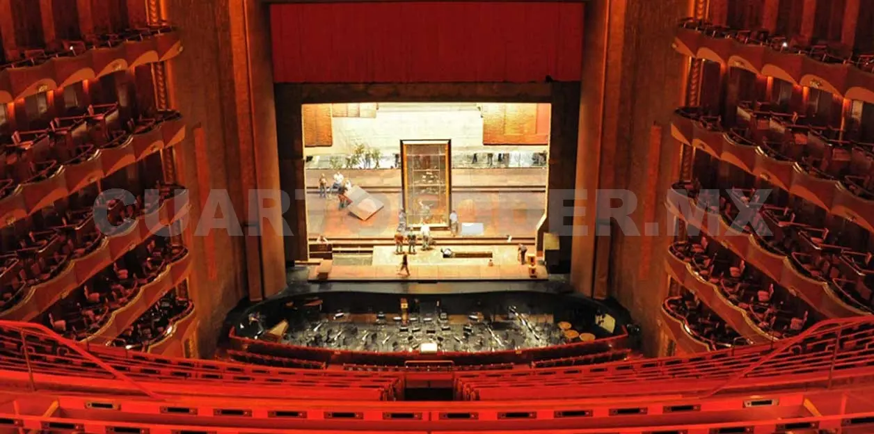 La Ópera Metropolitana de Nueva York retrasará la noche de apertura de la temporada hasta el 31 de diciembre.