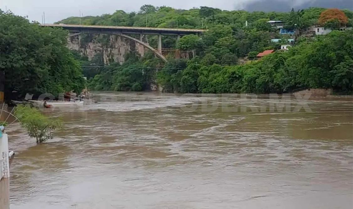 Por turbiedad, suspenden servicio de agua potable