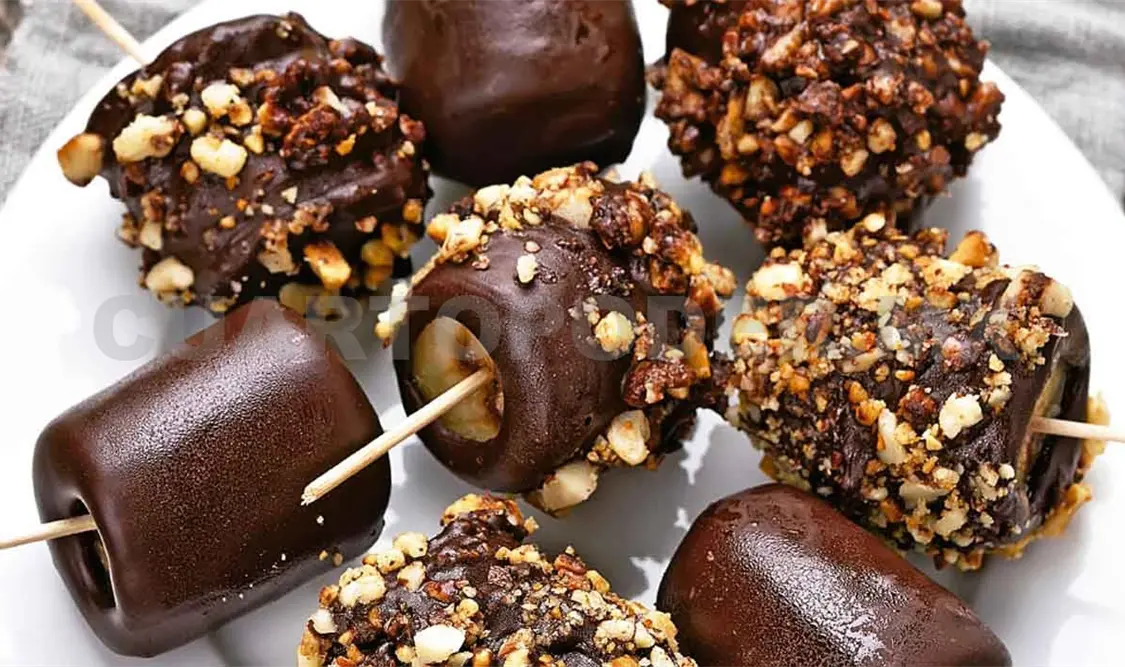 Brochetas de plátanos y chocolate