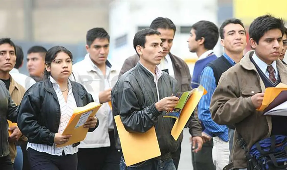Entre marzo y mayo, el coronavirus dejó sin empleo a 467 mexicanos cada hora. Twitter