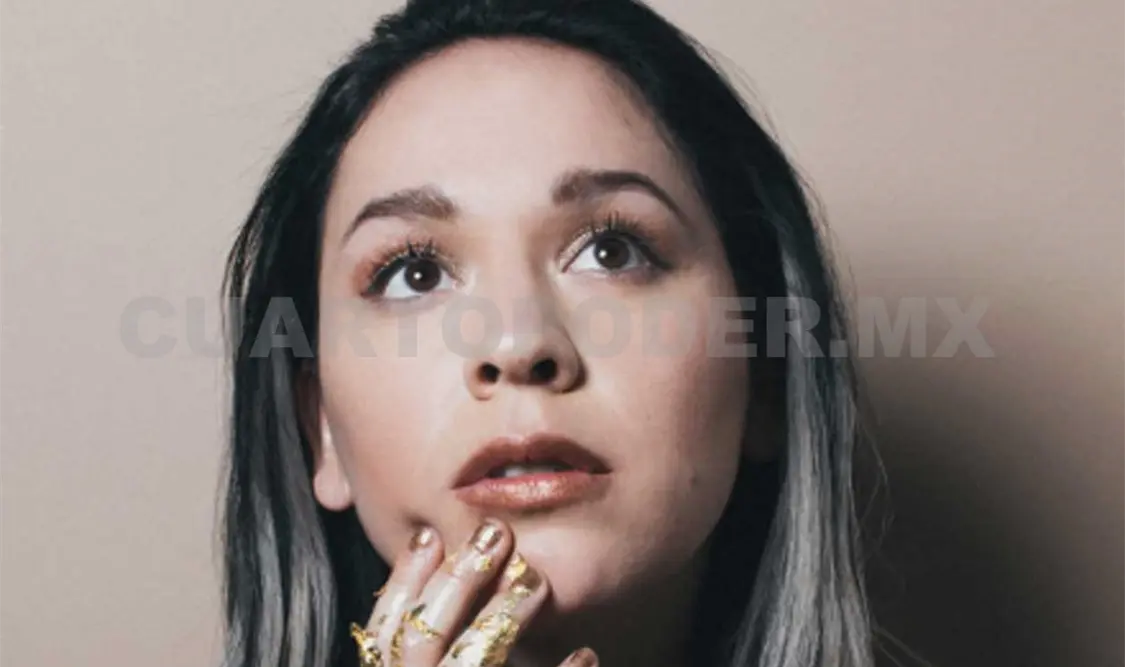 Carla Morrison se pone a llorar ante fans