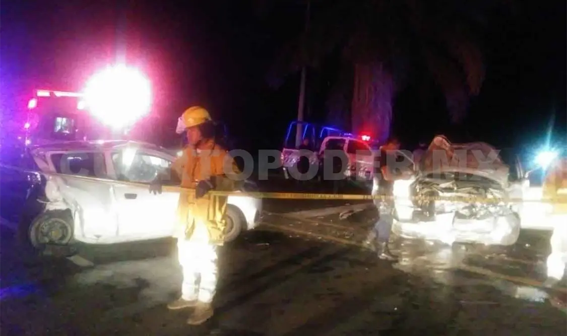 Muere empleado naval en choque; hay 3 lesionados