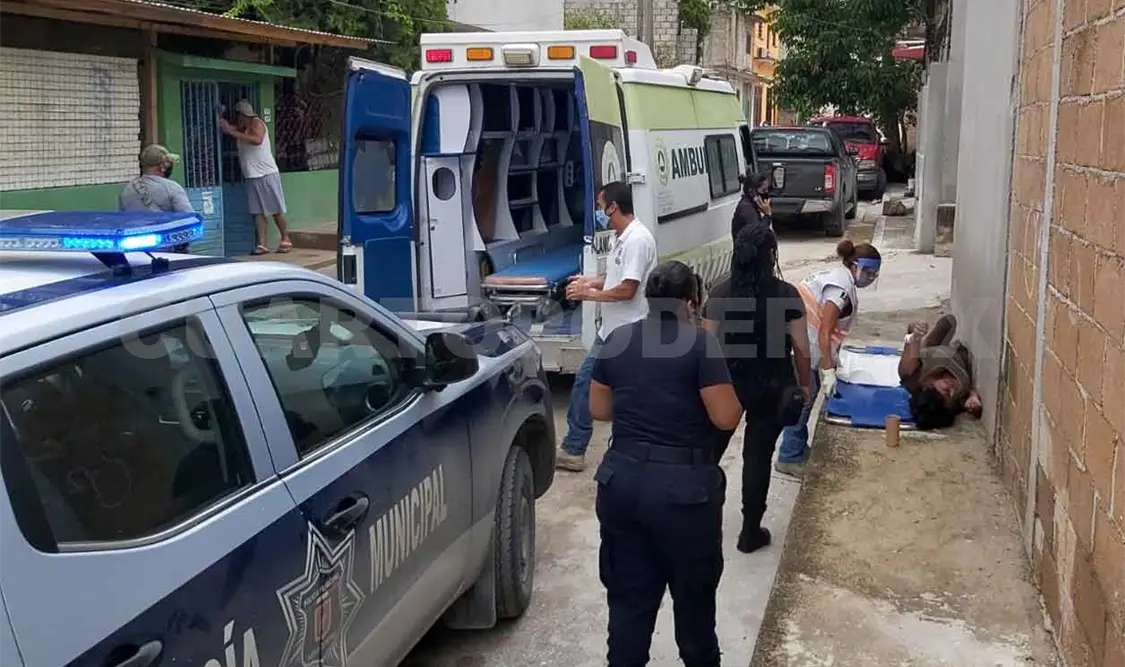 Embarazada es pateada durante violento asalto