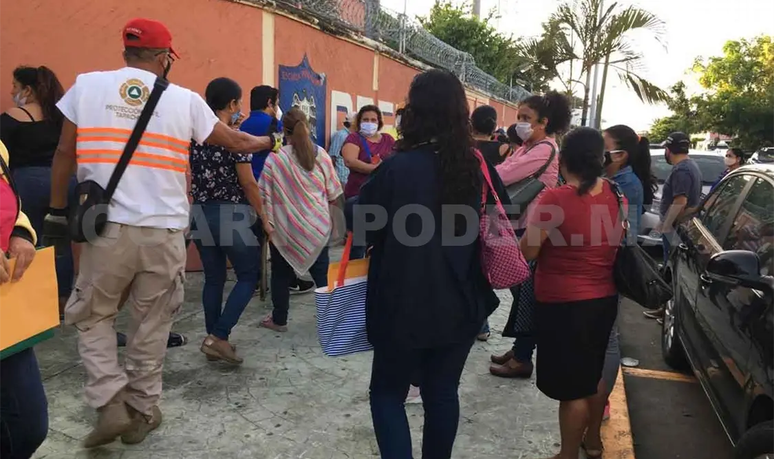 Padres no cumplen sana distancia