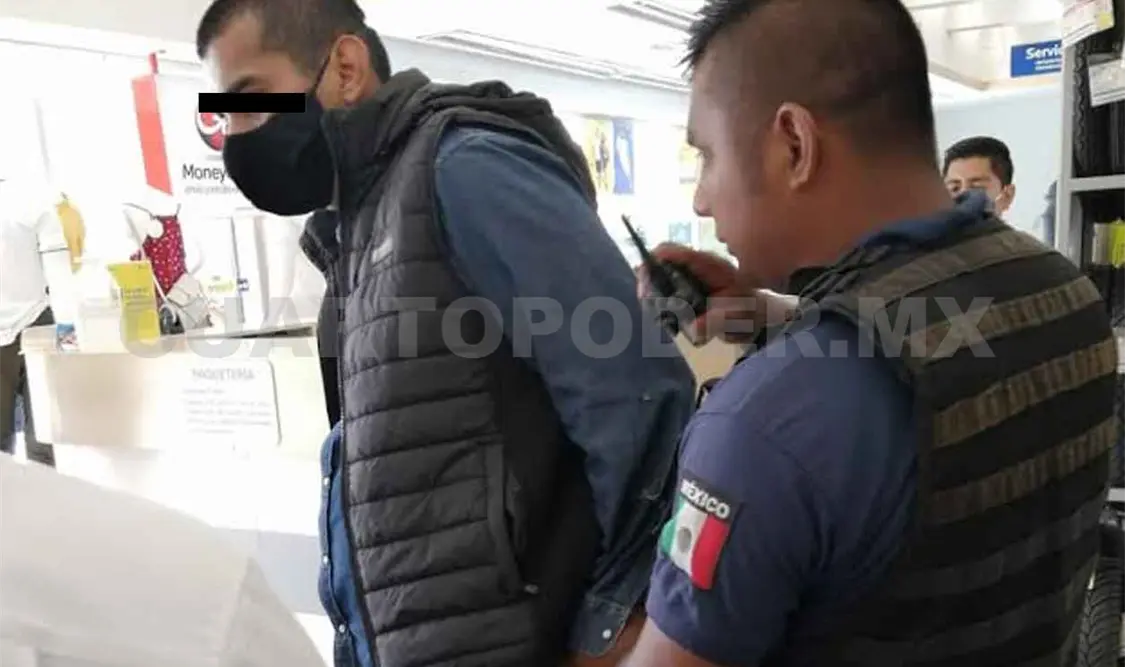 Intentó sustraer playera de Coppel y es detenido