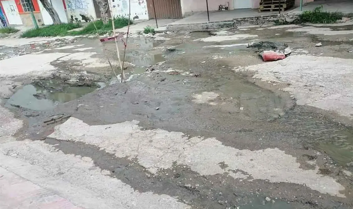 Fugas de agua continúan afectando a los tuxtlecos