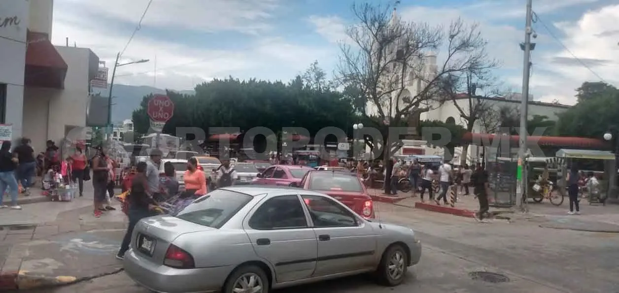 Alta afluencia de personas en el centro de la capital