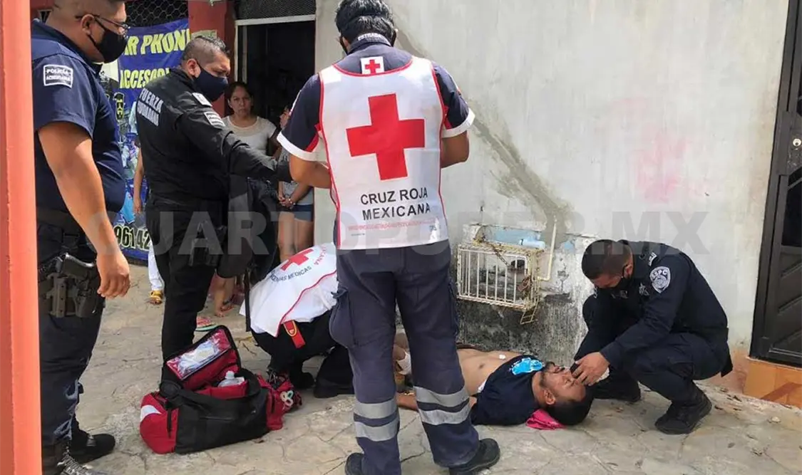 Francisco “N” fue herido con un arma punzocortante y quedó tirado en las inmediaciones del barrio Niño de Atocha. José Ortega / CP