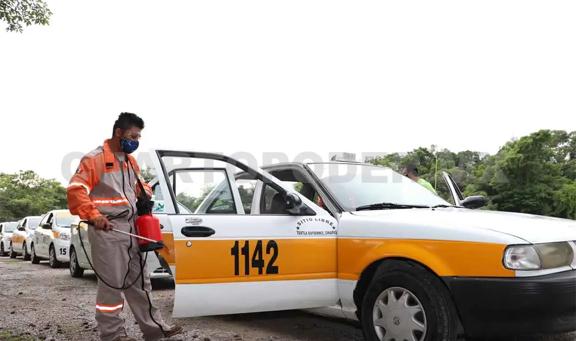 Taxistas se suman a jornada para uso de cubrebocas