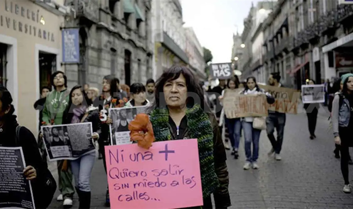 Propone senador convertir la CNDH