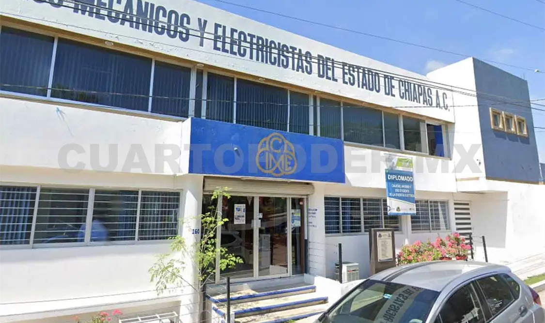 Profesionistas analizan Ley de Infraestructura