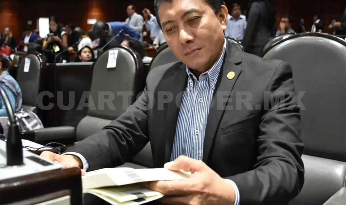 Se suma exmorenista a la ‘bancada’ del PRD