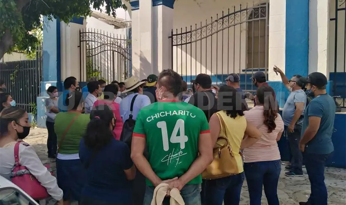 Denuncian altas cuotas en la Secundaria del Estado