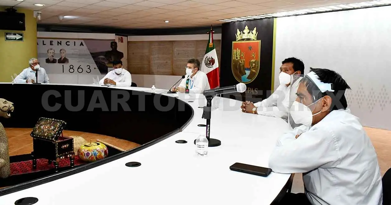 Recibe Ismael Brito a transportistas de SCLC