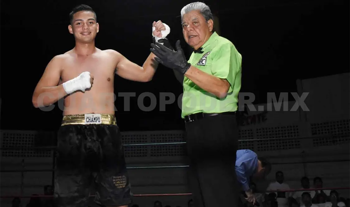 Réferi de profesión, boxeador de corazón