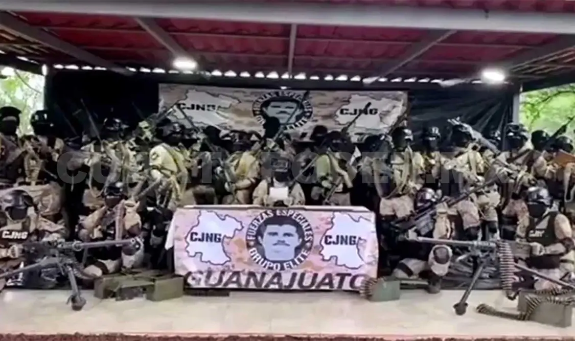 En el video aclaran que la guerra era contra “El Marro” porque su organización mata inocentes y por sus malas acciones. Agencias