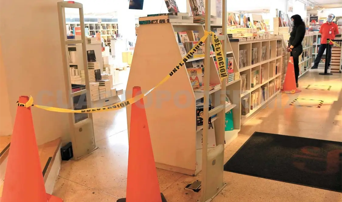 Están los libros, pero falta el bullicio de los compradores. El Universal